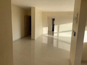 Room in 3 BHK Apartment at S D The Lumiere, Andheri West – for Sale