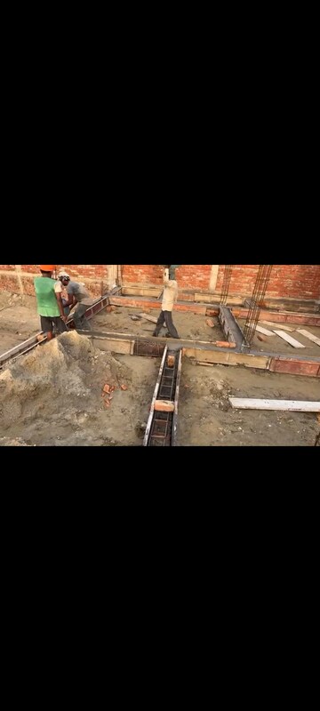 Furnished Amenities in 2 BHK Independent House at Kisan Path – for Sale