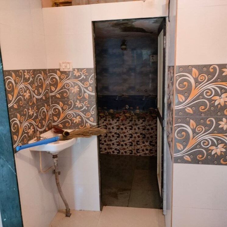 Bathroom, hira-park 1 Bedroom 680 Sq.Ft. Apartment In Titwala Thane 7379712