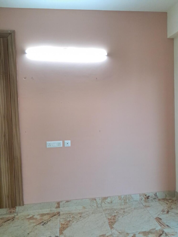 Room, ska-metro-ville 2 Bedroom 1005 Sq.Ft. Apartment In Eta Ii Greater Noida Greater Noida 7379839