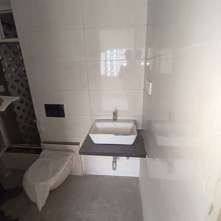 Bathroom, omkar-signet 2 Bedroom 484 Sq.Ft. Apartment In Malad East Mumbai 7379946