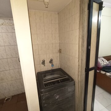 Bathroom in 1 BHK Apartment at Suchidham Complex, Goregaon East – for Sale