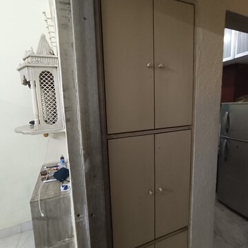 Furnished Amenities in 1 BHK Apartment at Suchidham Complex, Goregaon East – for Sale