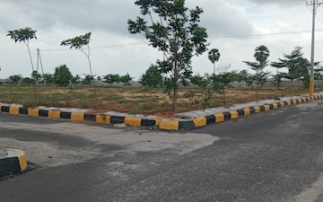 Plot For Sale in Laxmi Puram