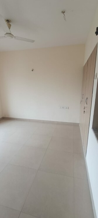 2 BHK Apartment For Rent in Kalpataru Hills Manpada Thane  7380134