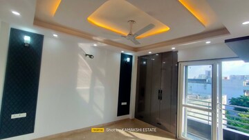 Building Lobby in 3 BHK Builder Floor at Sector 46 – for Sale
