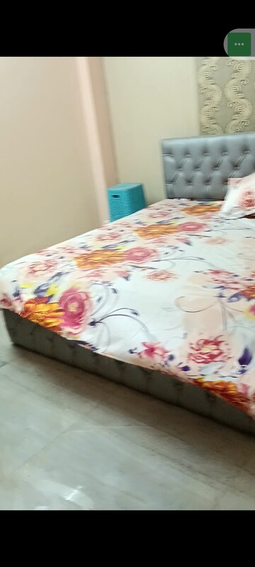 Bedroom in 3.5 BHK Builder Floor at Laxmi Nagar – for Sale
