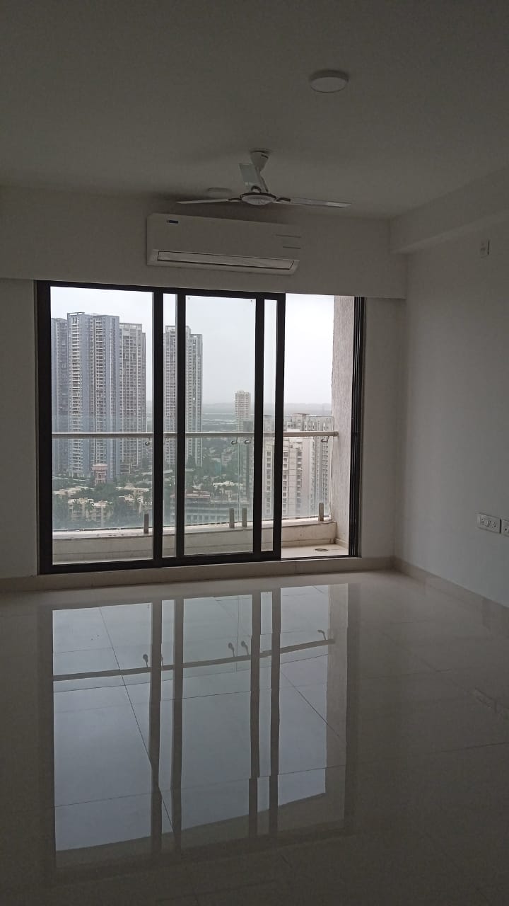 2 BHK Apartment For Rent in Ekta Tripolis Goregaon West Mumbai  7381383