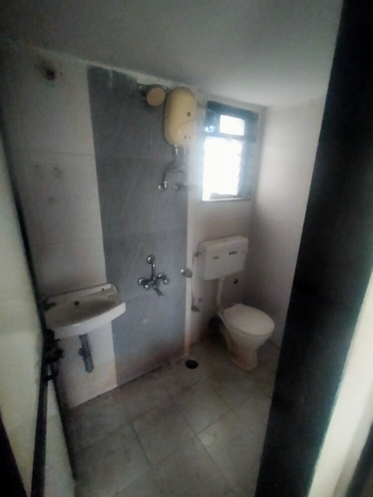 Bathroom, hdil-residency-park-1 1 Bedroom 396 Sq.Ft. Apartment In Virar West Palghar 7381433