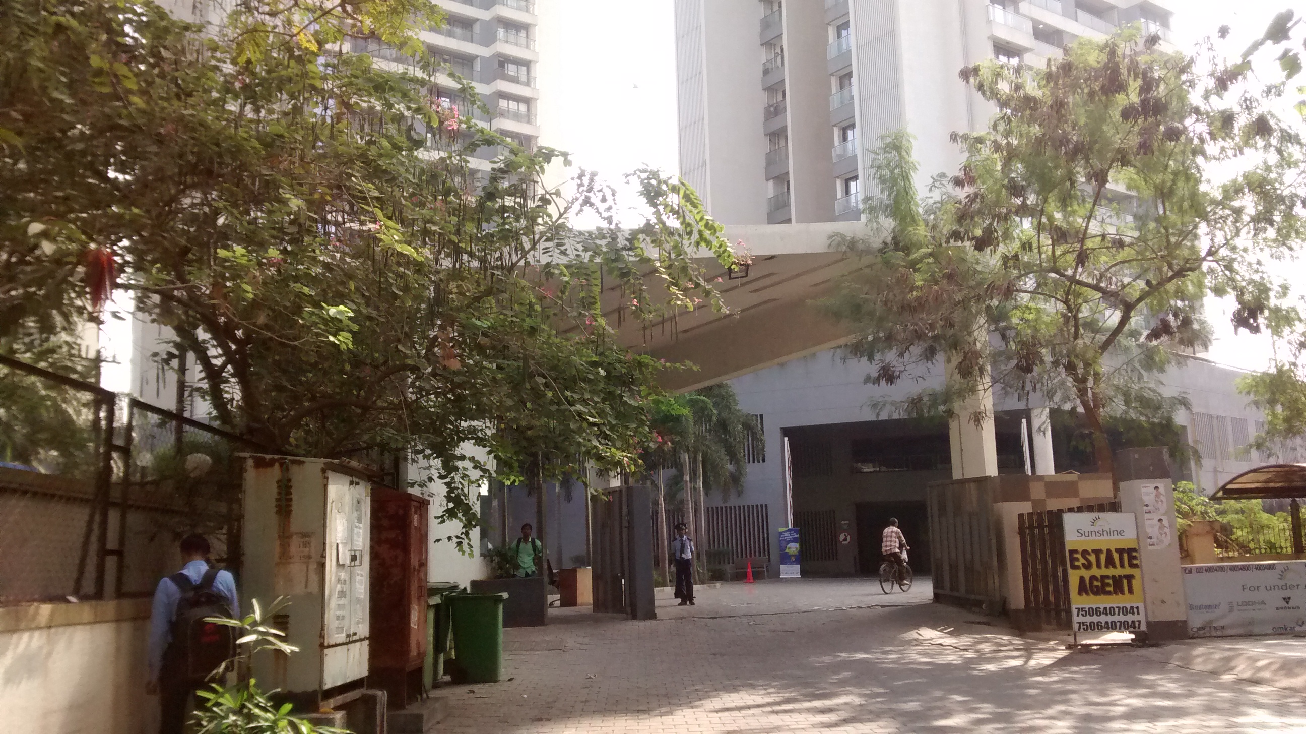 2.5 BHK Apartment For Rent in Rustomjee Elanza Malad West Mumbai  7381517