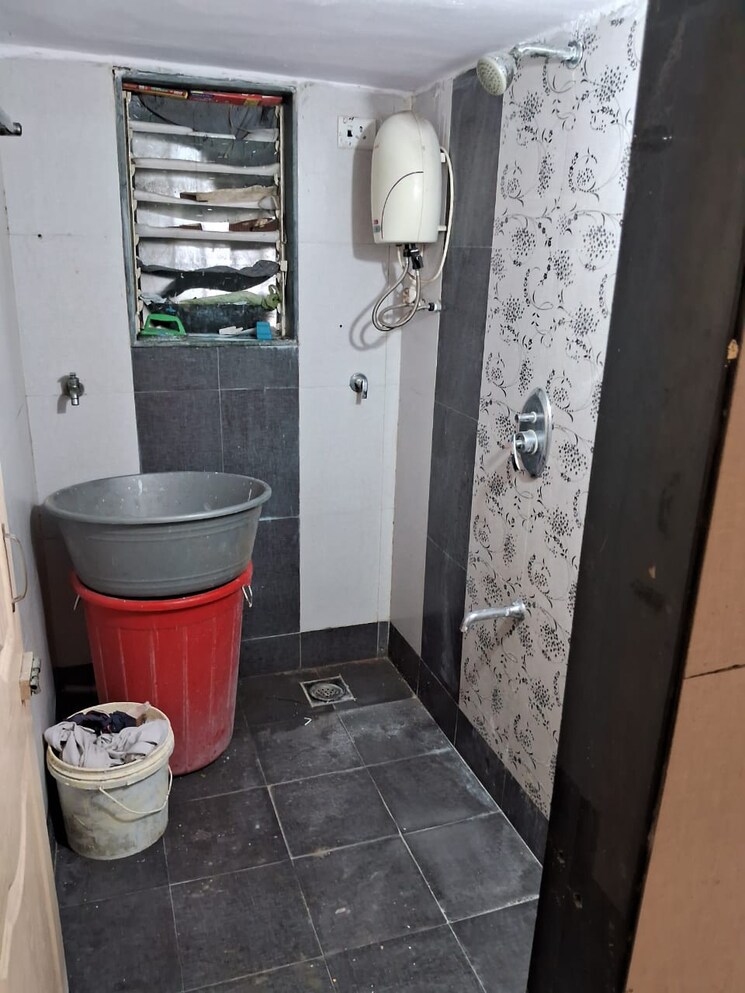 Bathroom, hari-om-pooja 2 Bedroom 890 Sq.Ft. Apartment In Dombivli West Thane 7381692