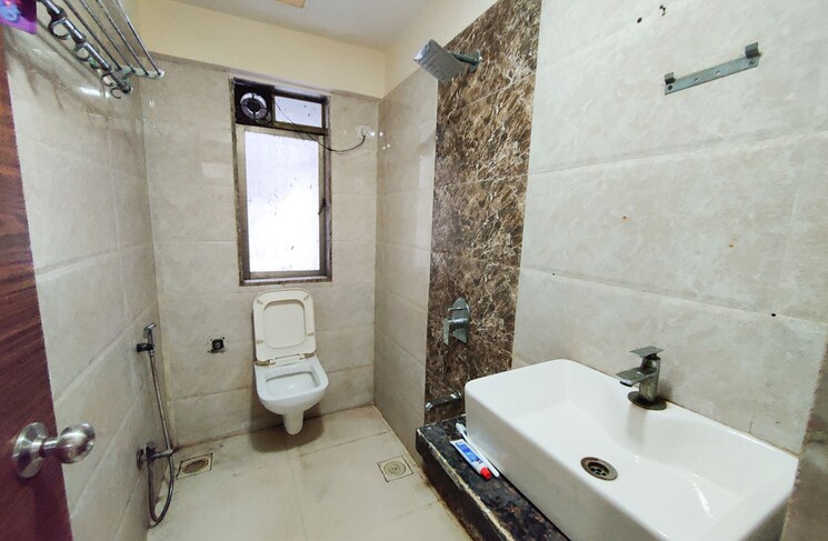 Bathroom, shashtri nagar Pg For Boys & Girls In Shashtri Nagar 7381821