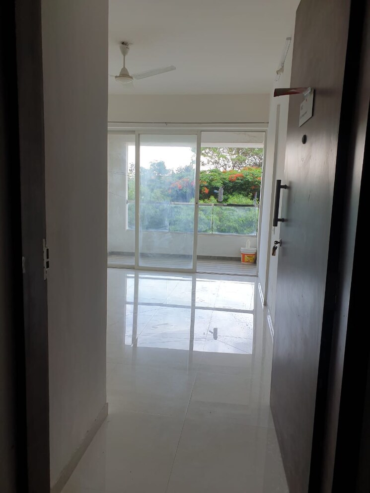 Bathroom, saheel-itrend-homes 1 Bedroom 500 Sq.Ft. Apartment In Hinjewadi Pune 7381819