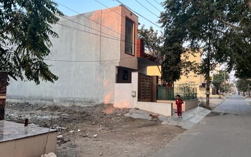 Plot For Sale in Sector 65