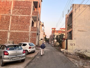  Plot – Exterior View View at Sector 65 - for Sale