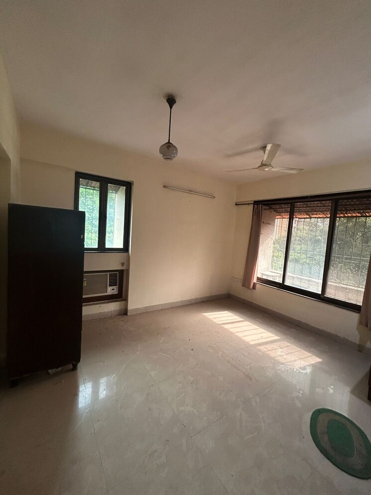 Master Bedroom, mahindra-gardens 3 Bedroom 1600 Sq.Ft. Apartment In Goregaon West Mumbai 7382006