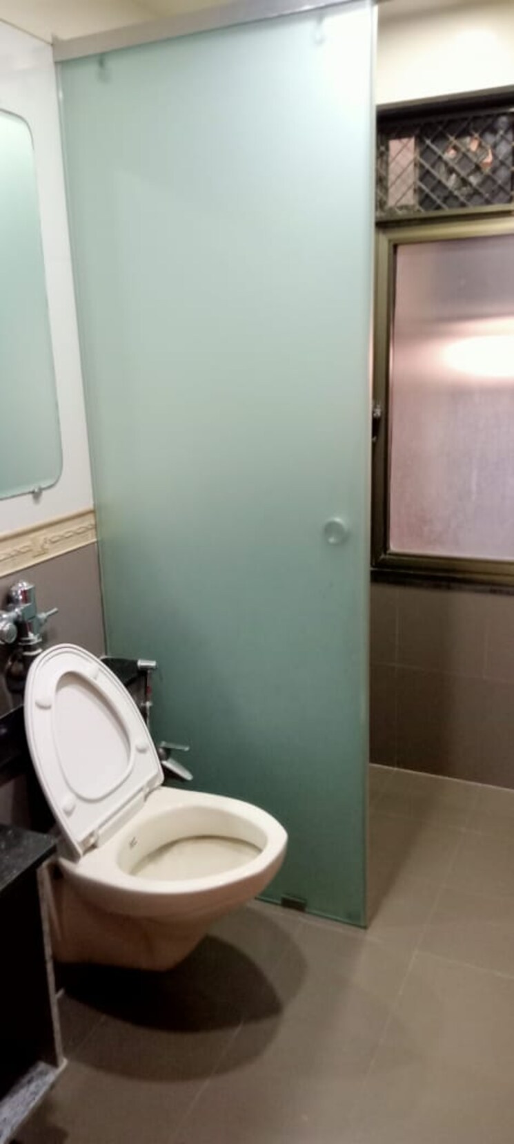 Bathroom, union-park 4 Bedroom 1700 Sq.Ft. Apartment In Chembur Mumbai 7382194