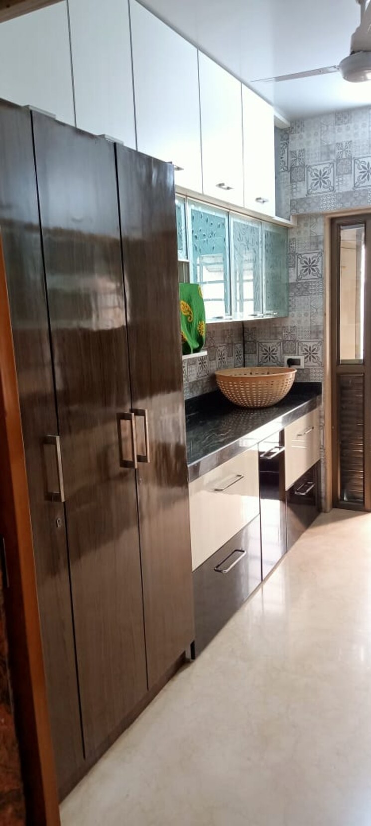 Bathroom, union-park 4 Bedroom 1700 Sq.Ft. Apartment In Chembur Mumbai 7382194