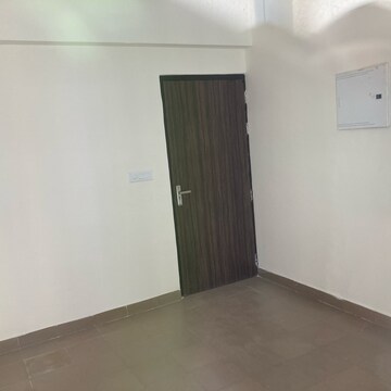 Room in 6 BHK Villa at Experion Windchants, New Palam Vihar Phase 2 – for Sale