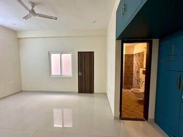Room in 6 BHK Independent House at Gandhi Path – for Sale