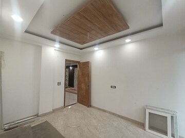 Bedroom in 4 BHK Builder Floor at Green Fields Colony – for Sale