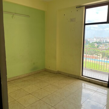 Room in 2 BHK Apartment at Adore Happy Homes Exclusive Phase 2, Sector 86 – for Sale