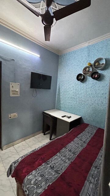 Furnished Amenities in 1 BHK Apartment at Paschim Vihar – for Sale