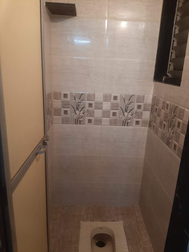 Bathroom, yash-anand-chs 1 RK 390 Sq.Ft. Apartment In Naupada Thane 7383383