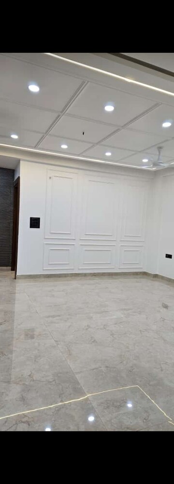 Living Room in 4 BHK Builder Floor at Dilshad Garden – for Sale