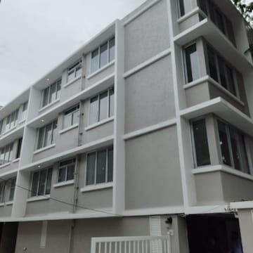 2 BHK Apartment For Resale in Vile Parle East Mumbai  7383715