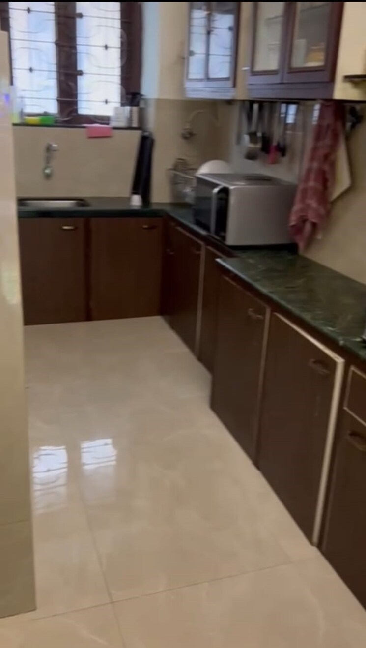 Kitchen, kuvar-house 2 Bedroom 800 Sq.Ft. Apartment In Colaba Mumbai 7384683