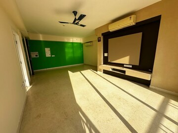 Bedroom in 3 BHK Apartment at DLF Regal Gardens, Sector 90 – for Sale
