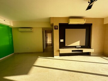 Room in 3 BHK Apartment at DLF Regal Gardens, Sector 90 – for Sale