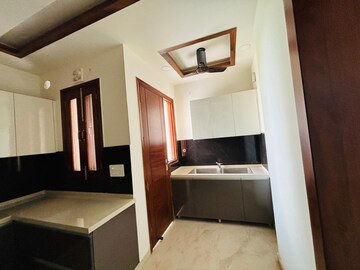 Kitchen in 4 BHK Builder Floor at BP Homes, Sector 85 – for Sale