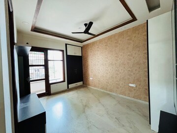 Room in 4 BHK Builder Floor at BP Homes, Sector 85 – for Sale