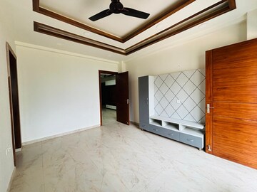 Room in 4 BHK Builder Floor at BP Homes, Sector 85 – for Sale