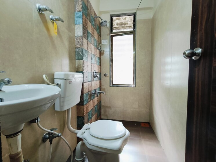 Bathroom, unique-imperial-tower 1.5 Bedroom 912 Sq.Ft. Apartment In Diva Thane 7385258