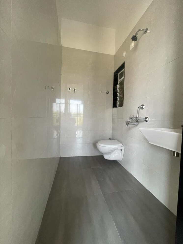 Bathroom, shree-laxmi-park-one 1 Bedroom 715 Sq.Ft. Apartment In Badlapur East Thane 7385299