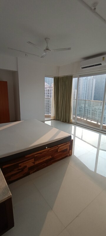 Furnished Amenities in 3 BHK Apartment at Soham Crystal Spires, Ghodbunder Road – for Sale