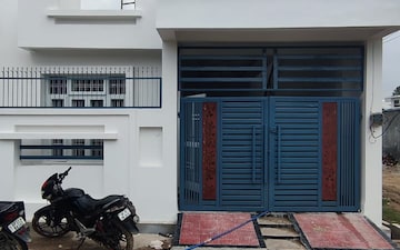 2 BHK Villa For Sale in Iim Road