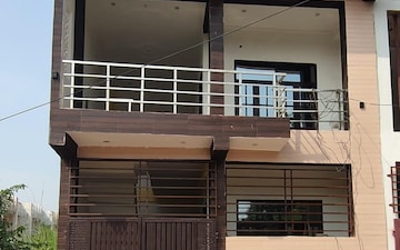3 BHK Villa For Sale in Iim Road
