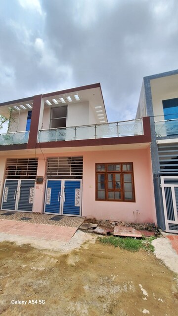 2 BHK Villa – Exterior View View at Chinhat - for Sale