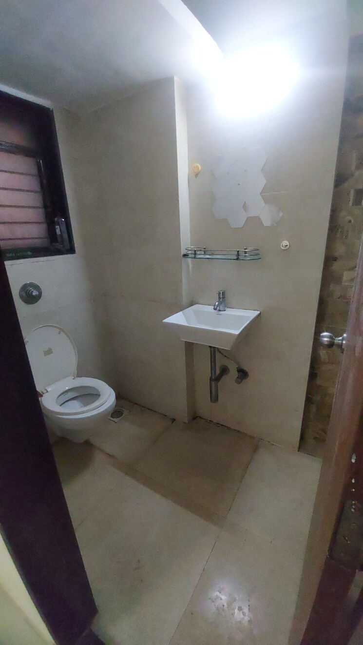 Attached Bathroom, modispaces-oyster 2 Bedroom 600 Sq.Ft. Apartment In Malad West Mumbai 7385705