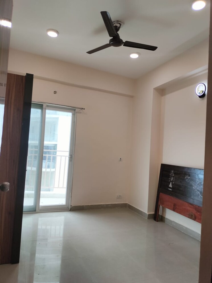 Room, mahagun-moderne 3 Bedroom 1550 Sq.Ft. Apartment In Sector 78 Noida 7385721