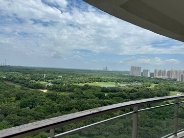 Master Bedroom in 3 BHK Apartment at M3M Marina, Sector 68 – for Sale