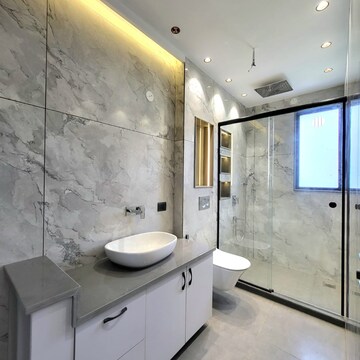Bathroom in 4 BHK Builder Floor at Unitech South City II, South City 2 – for Sale