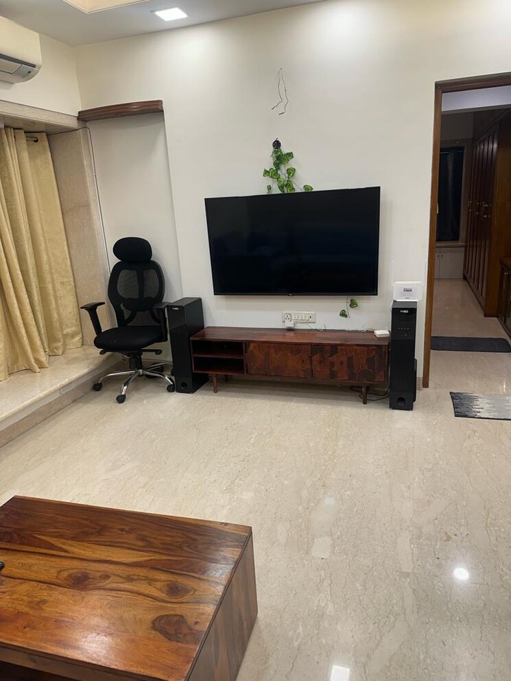 Living Room, shree-niwas-apartment-shivaji-park 2 Bedroom 800 Sq.Ft. Apartment In Dadar West Mumbai 7385990