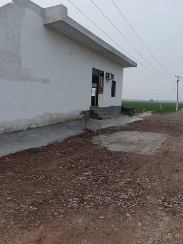  Plot For Sale in Bhopani Village