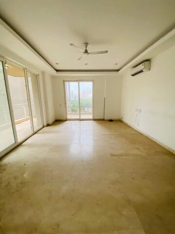 Room in 4 BHK Apartment at Puri Diplomatic Greens Villas, Sector 111 – for Sale