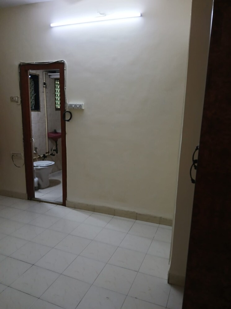 Room, gayatri-shivam-apartment 2 Bedroom 1000 Sq.Ft. Apartment In Kandivali East Mumbai 7386183